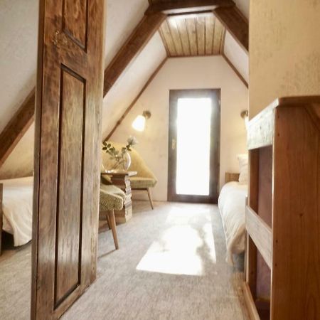 Nadi'S Holiday Home - Heart Of Woods, Szentendre Island Szigetmonostor Exterior foto